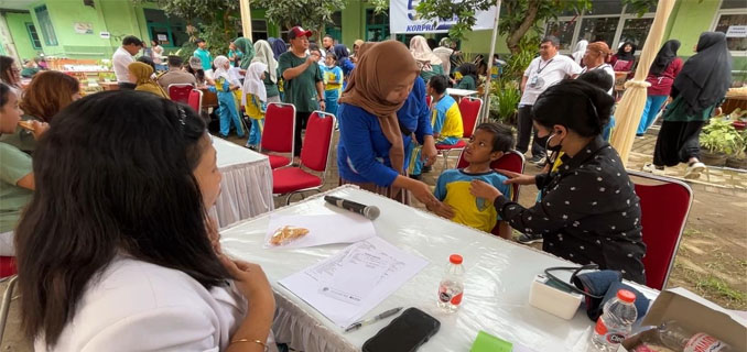 Pemeriksaan Kesehatan Gratis bagi Siswa Disabilitas di SLB ABD Negeri Kedungkandang