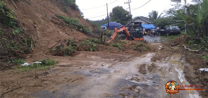 Jalur Malang-Kediri Diterjang Longsor, Arus Lalu Lintas Berlaku Buka Tutup